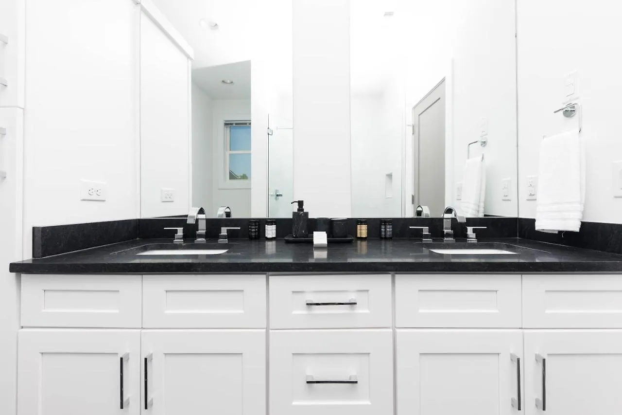 Semesterbostad Domio Sylvan Park Elegant 8Br 2 Houses Nashville USA